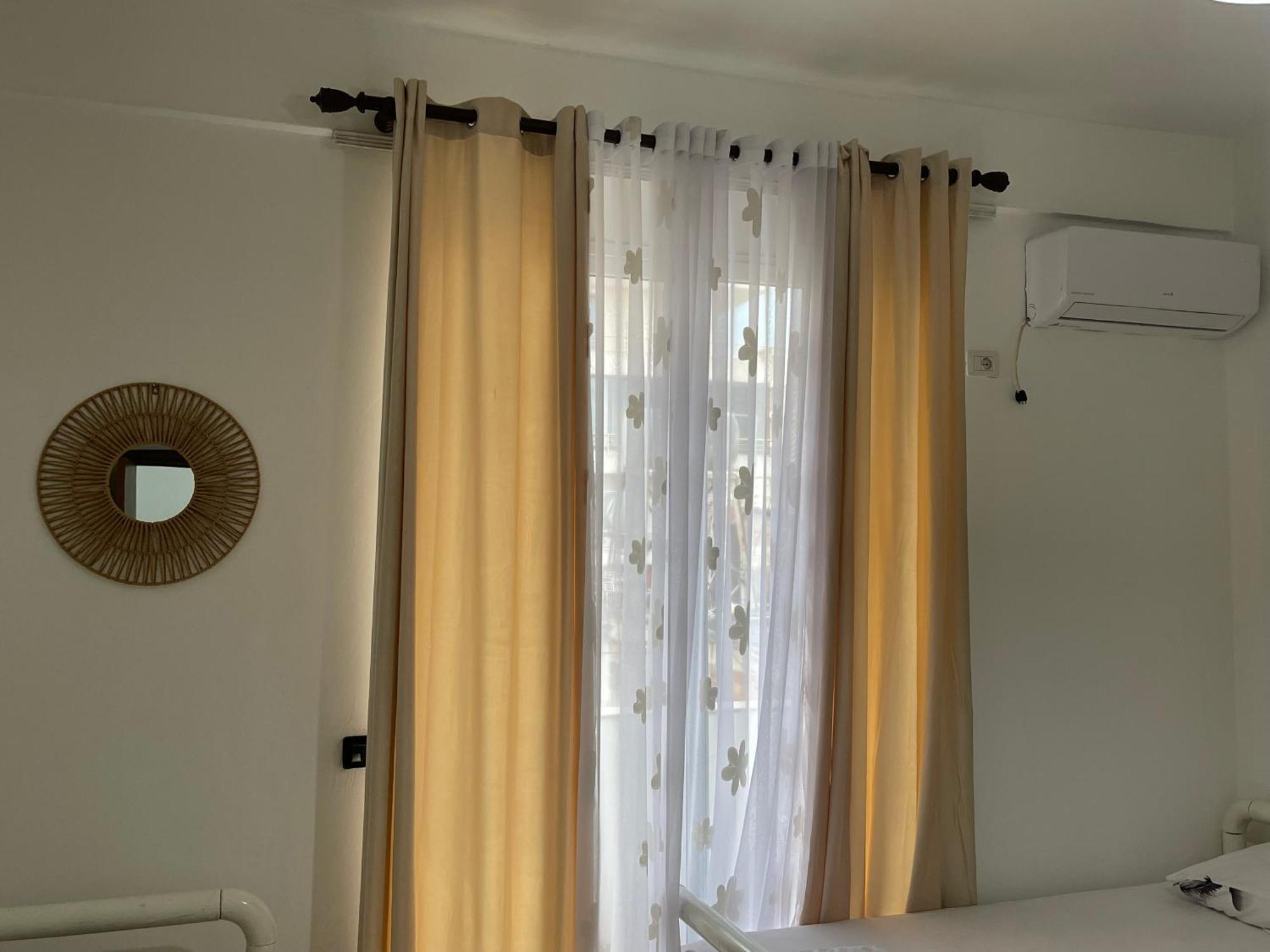 Marra'S Rooms ดูร์เรส ภายนอก รูปภาพ
